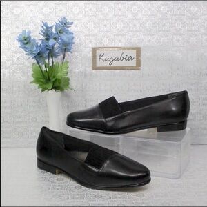 TROTTERS Laurie Black Leather Loafers NWT Size 9.5N